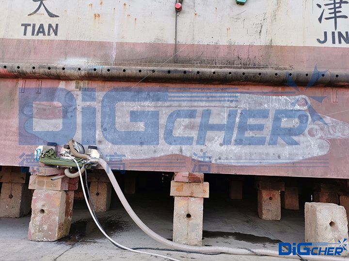 德高潔除漆除銹爬壁機(jī)器人