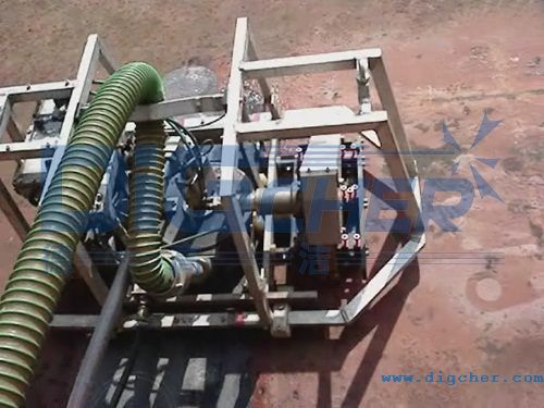 超高壓水射流爬壁除銹成套設(shè)備